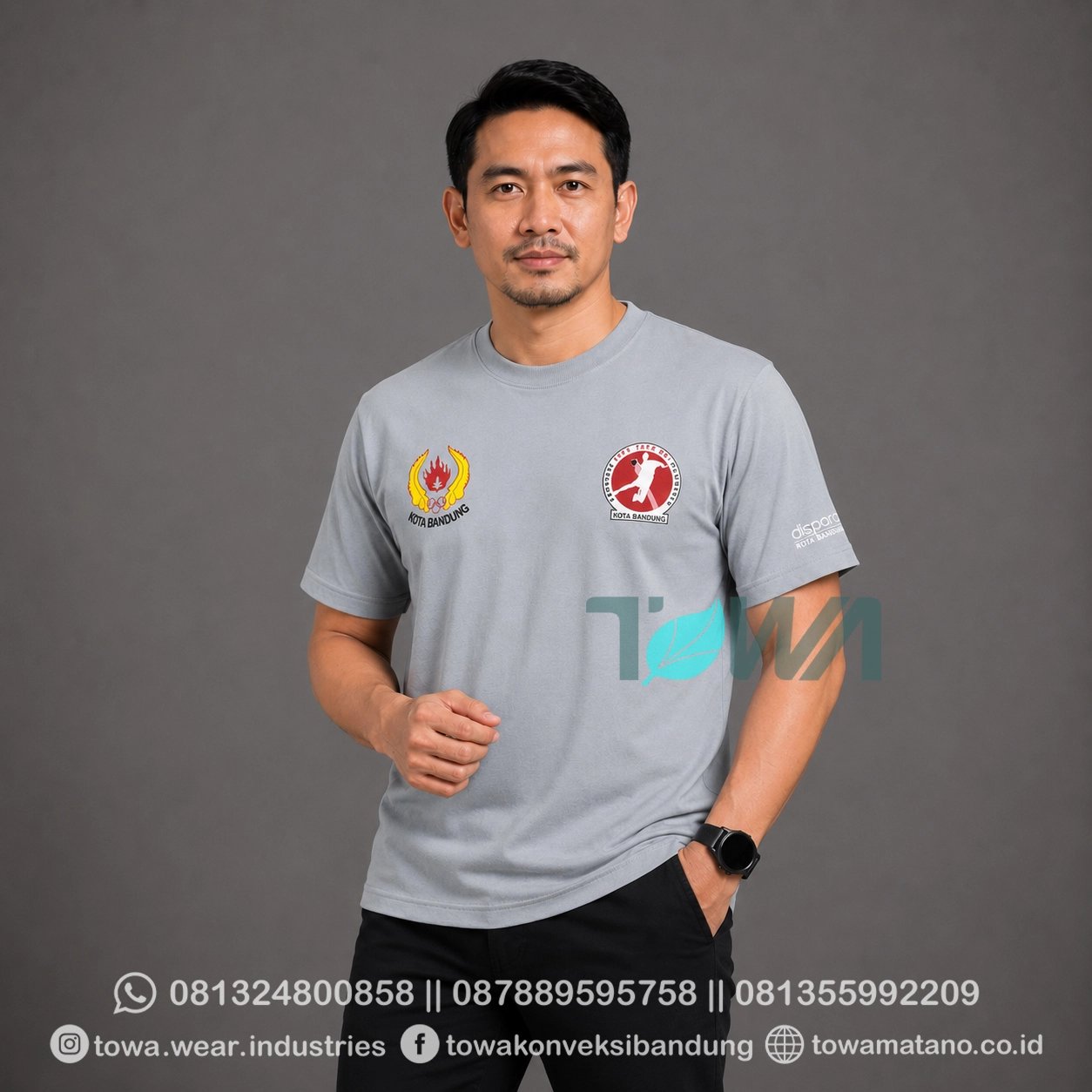 T-shirt Kaos Oblong Lengan Pendek Baju Event Bahan Cotton Combed 24s Warna Abu Muda Sablon Plastisol