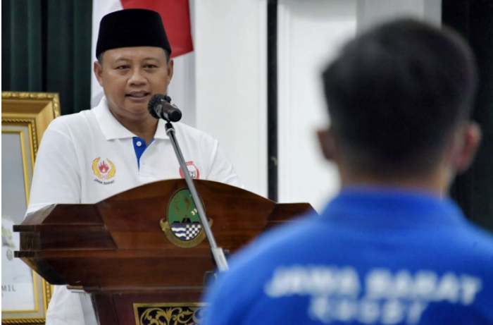 LEPAS ATLET RUGBI MENUJU PON XX PAPUA, WAGUB UU: SIAPKAN MENTAL DAN FISIK