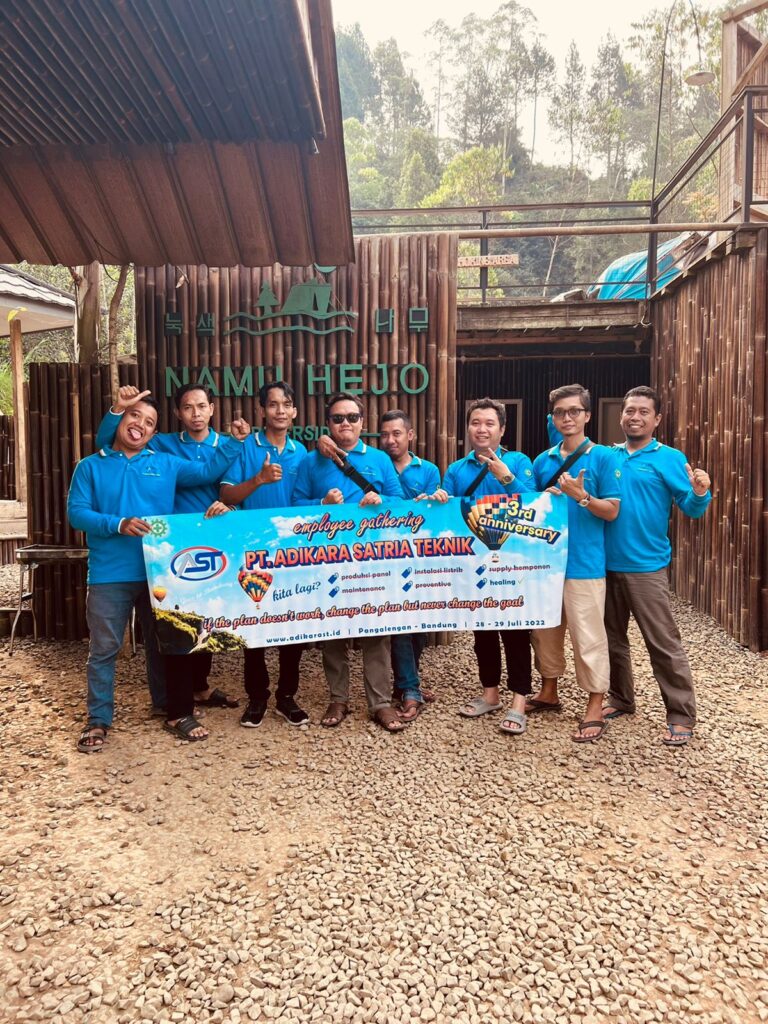 Layanan Konveksi poloshirt seragam Bandung dari TOWA Wear Industries